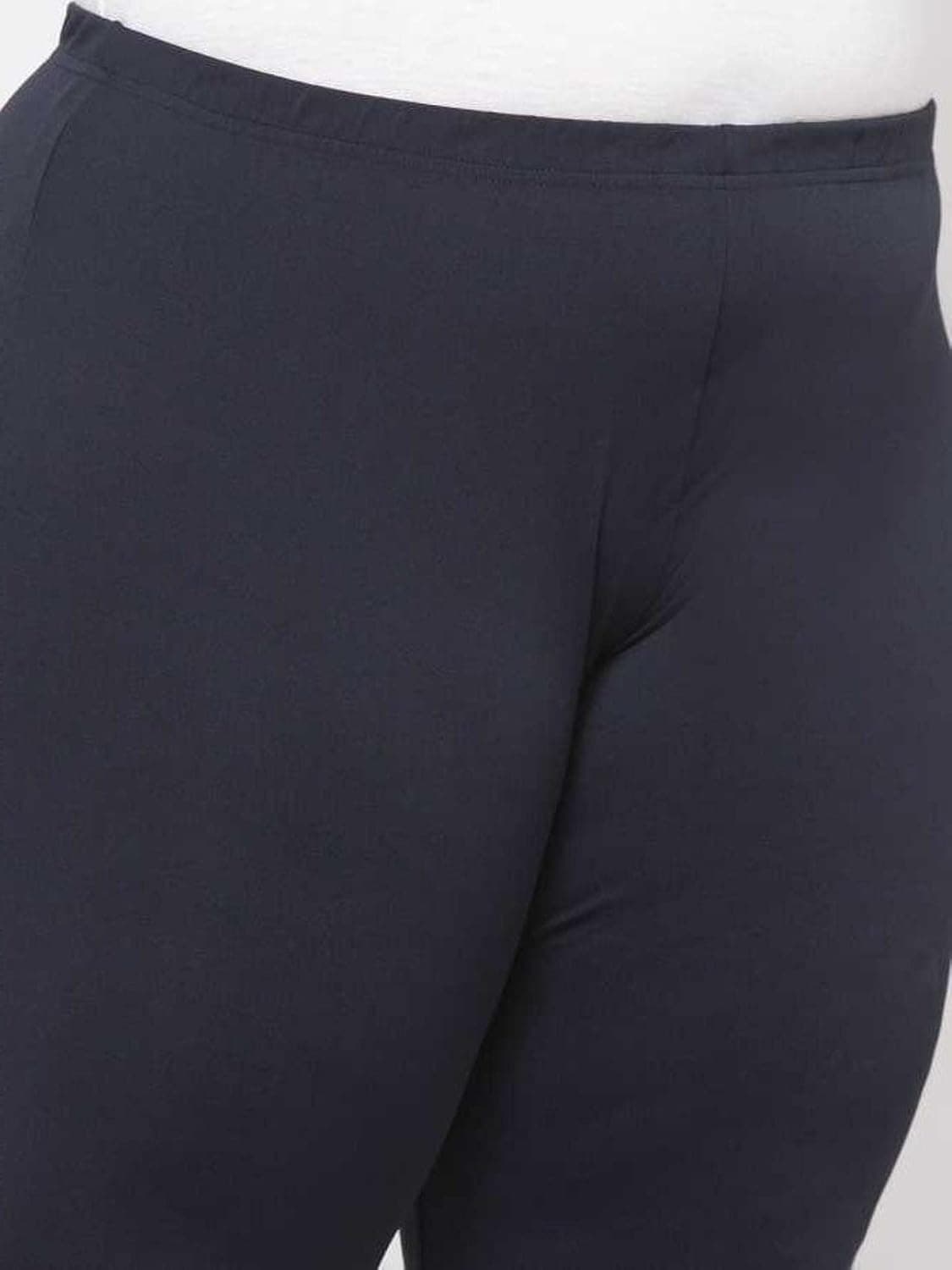 Women's Reg/Plus Size Capri - Stretch Fit – image 4